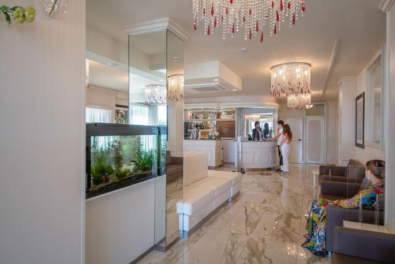 קרביה Hotel Orchidea מראה חיצוני תמונה