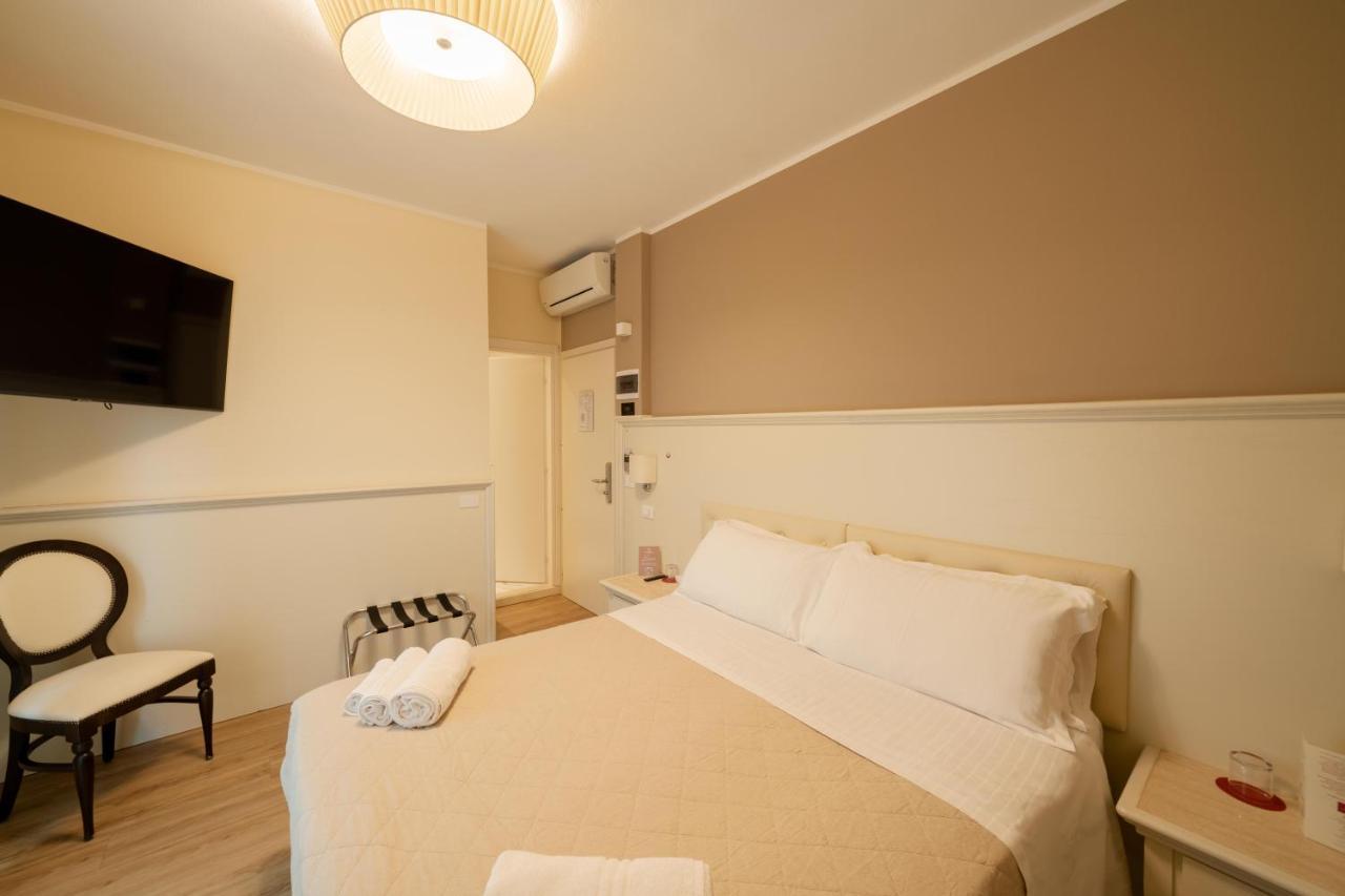 קרביה Hotel Orchidea מראה חיצוני תמונה