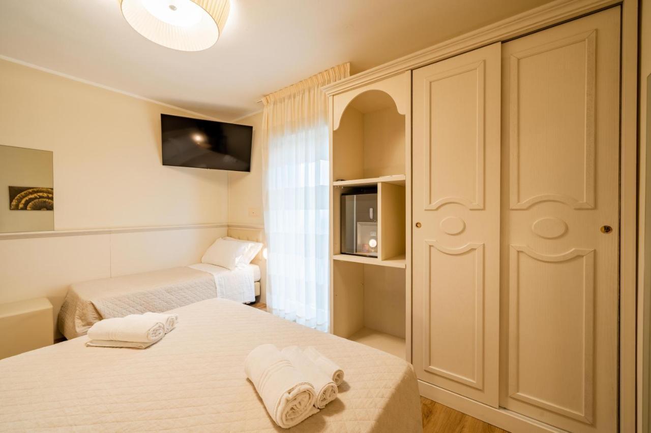 קרביה Hotel Orchidea מראה חיצוני תמונה