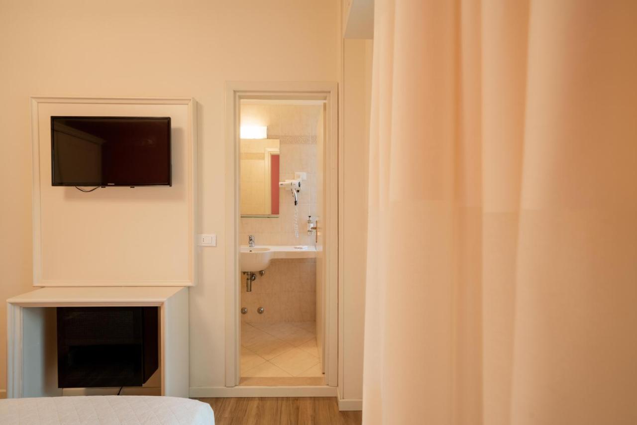 קרביה Hotel Orchidea מראה חיצוני תמונה