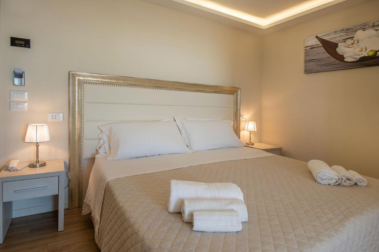 קרביה Hotel Orchidea מראה חיצוני תמונה