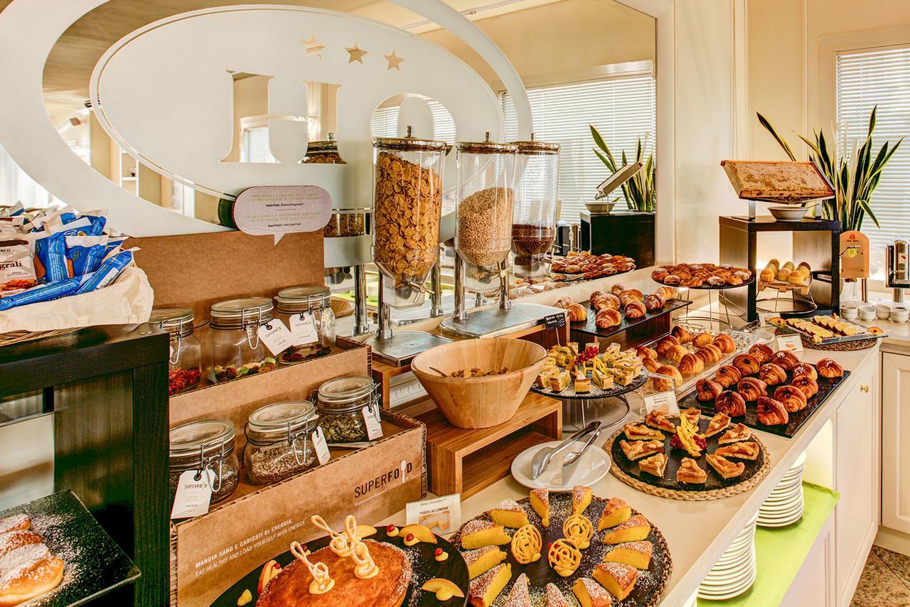 קרביה Hotel Orchidea מראה חיצוני תמונה
